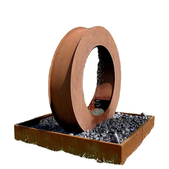blade water feature